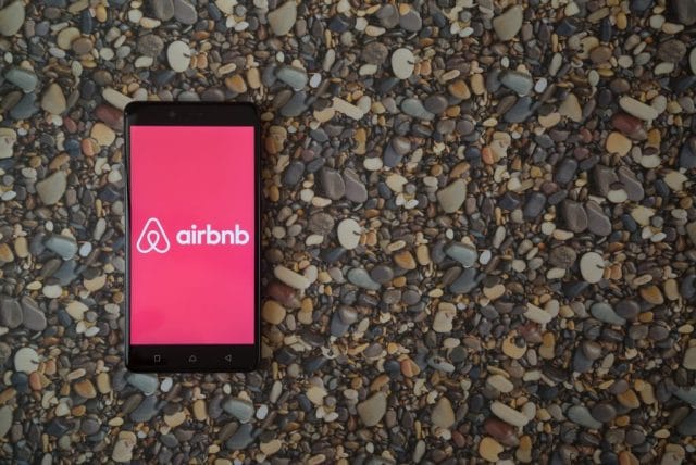 Airbnb Mobile App Development Cost